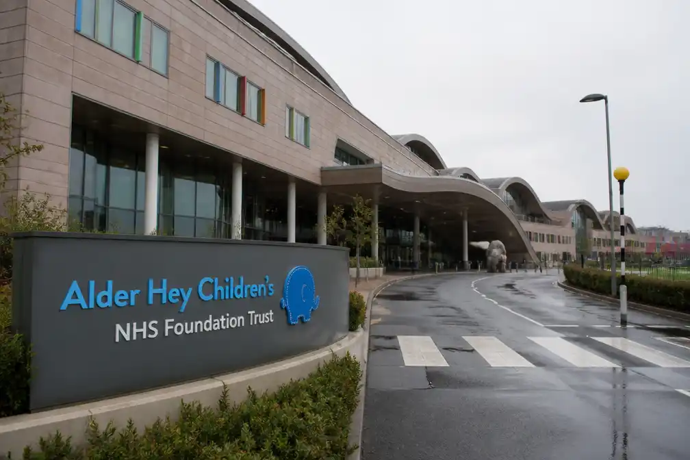 Alder Hey opent eerste Britse kliniek voor ketamineblaas bij kinderen vanaf 13