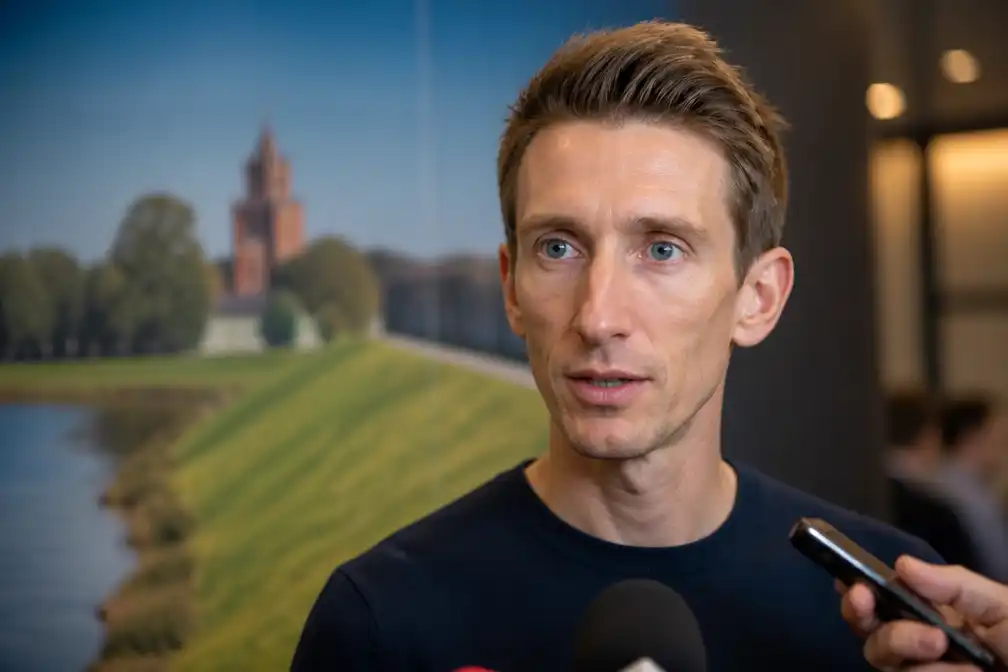Mollema kijkt uit naar WK wielrennen 2034 in Groningen en Drenthe
