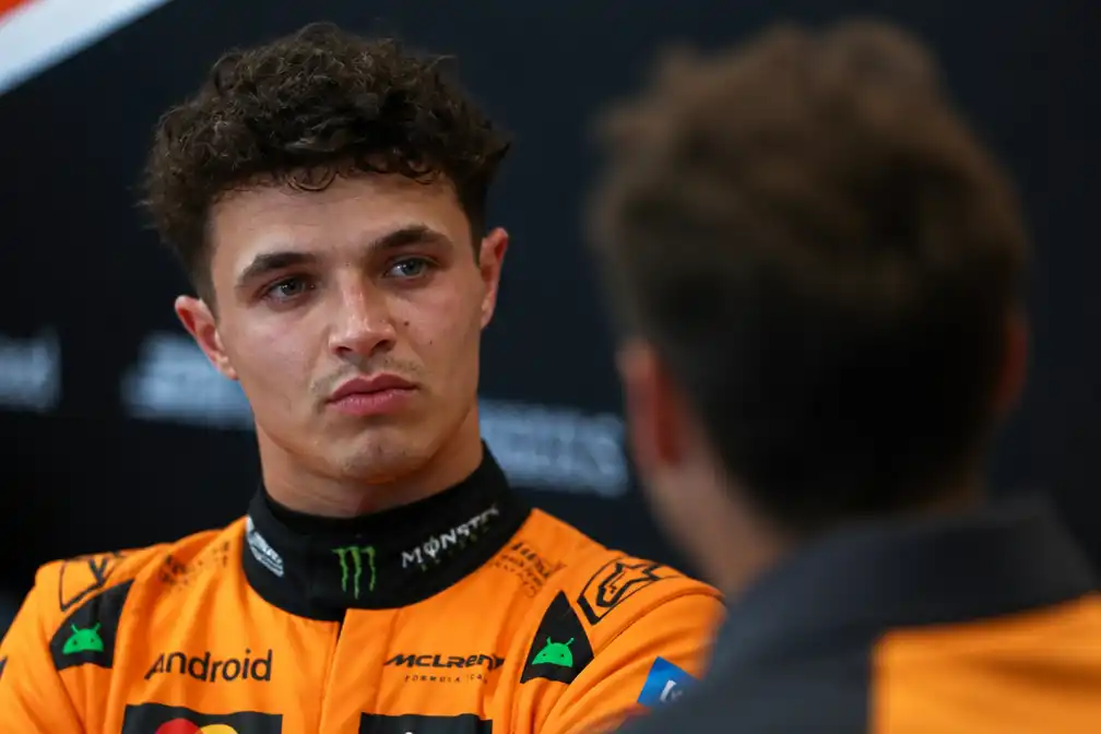 Norris eist schorsing van Colapinto na crash in Bakoe