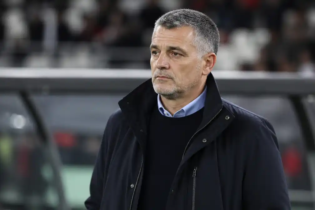 Georgië ontslaat bondscoach Willy Sagnol na nederlaag in Nations League