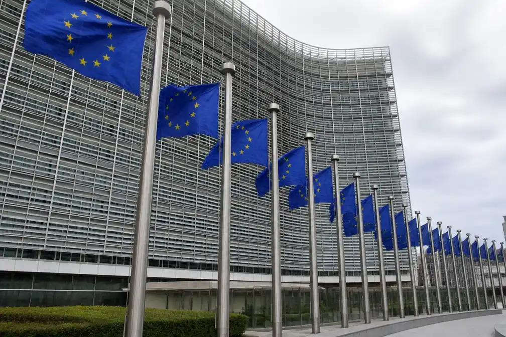 Nederland en Duitsland eisen met vier andere EU-landen miljardenbezuinigingen