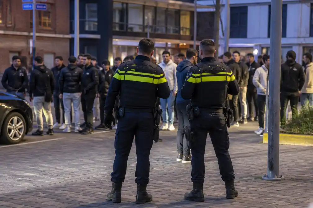 Geweldsexplosie in Arnhem; burgemeesters eisen actie tegen jonge Syriërs