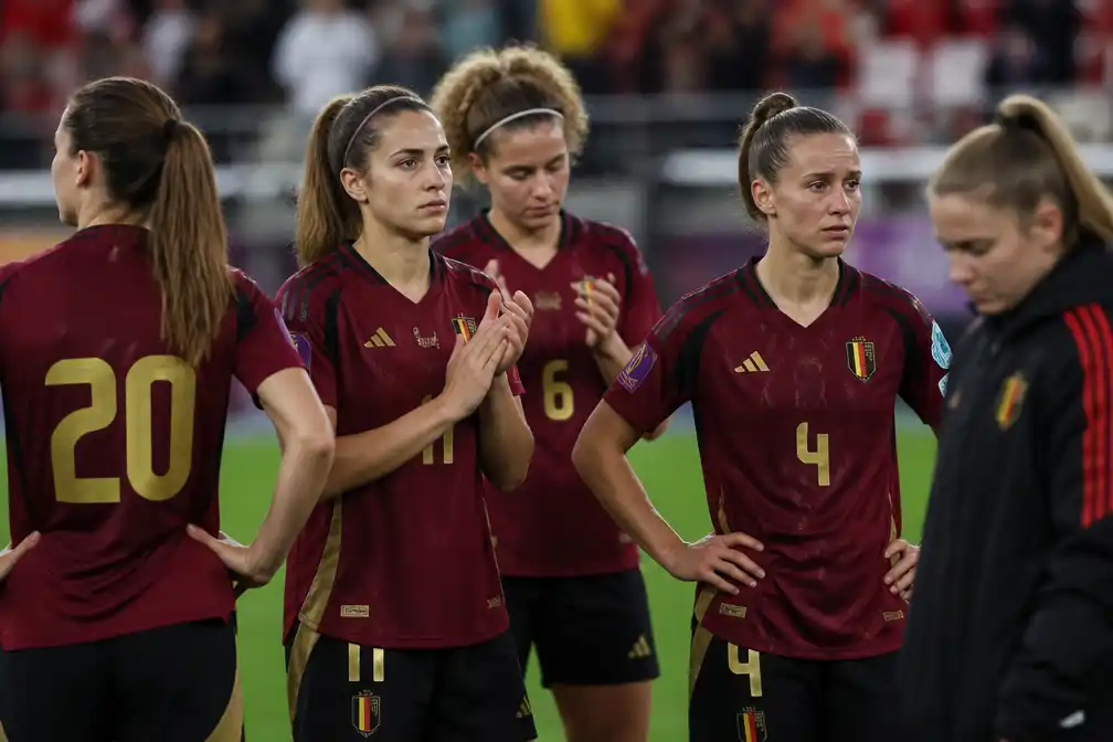 Red Flames veroordelen uitspraken Olivier Deschacht over vrouwenvoetbal