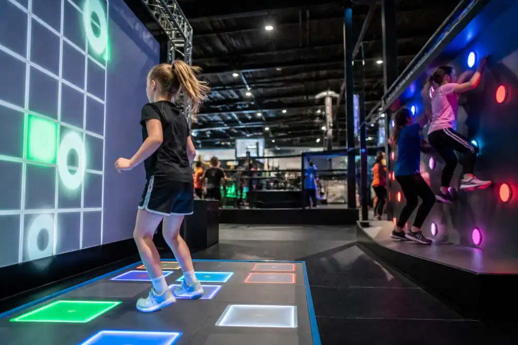 Sportpretpark Sparkx in Nieuwegein draait om bewegen met 50 figital attracties