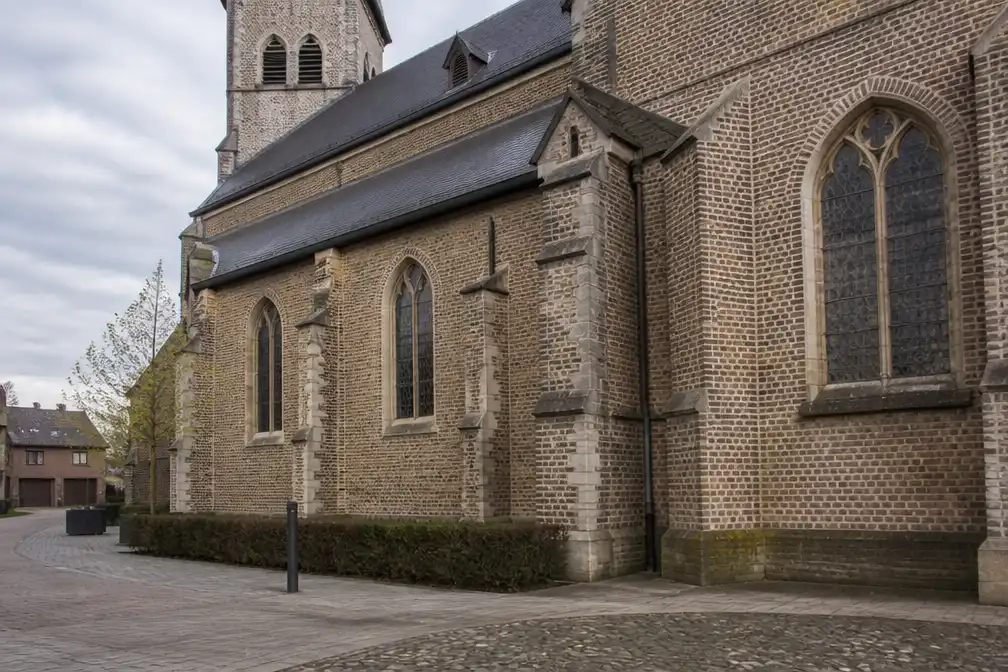 Vier mannen aangehouden voor diefstal koperen regenpijp van kerk in Stevoort