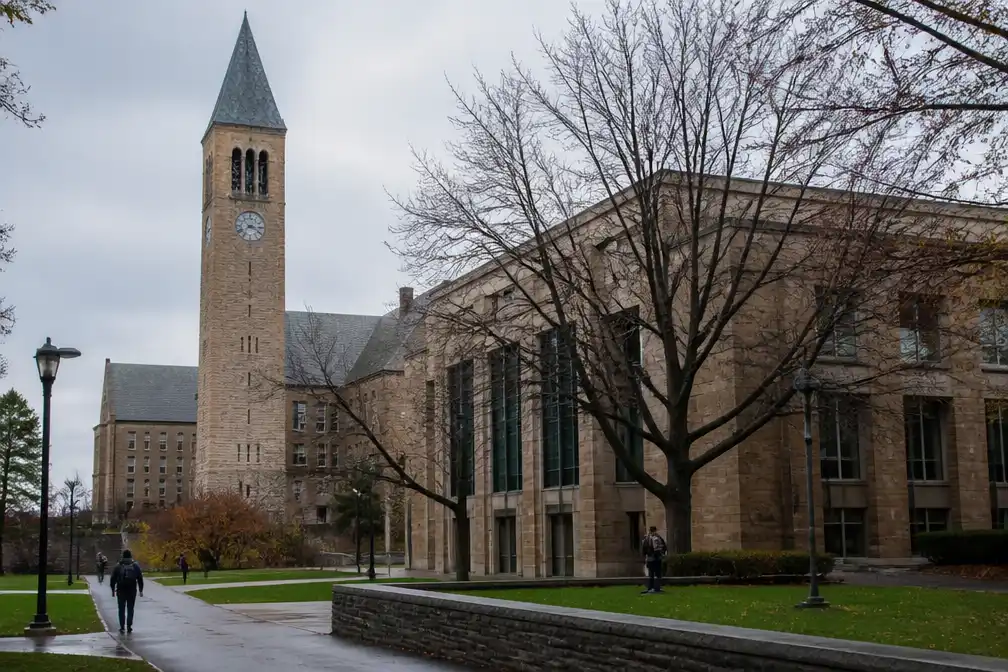 Aanklagers zagen nieuw bewijs in Cornell-zaak over groepsverkrachting niet in