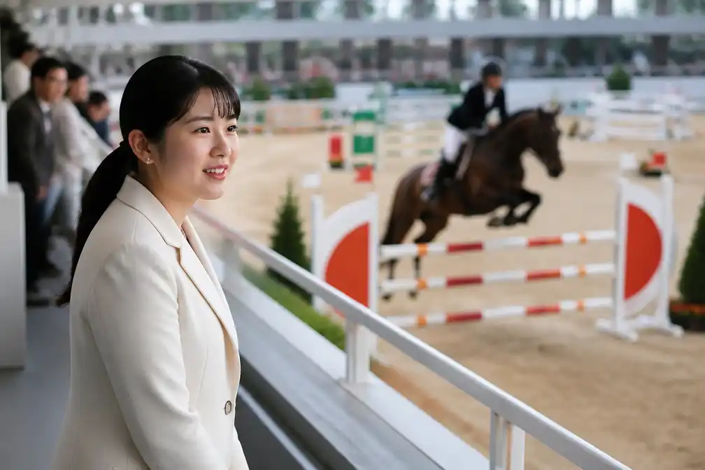 Prinses Aiko toont interesse in paardensport bij Aziatische Spelen in Tokio
