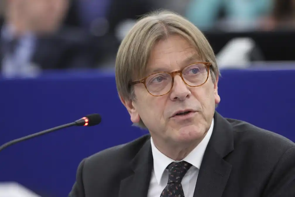 Europees onderzoek naar ex-premier Guy Verhofstadt