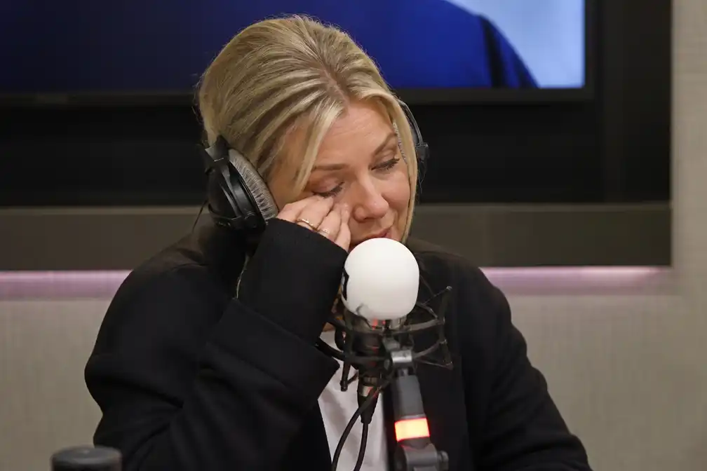 Bridget Maasland in tranen op radio door audioboodschap zoon Mees