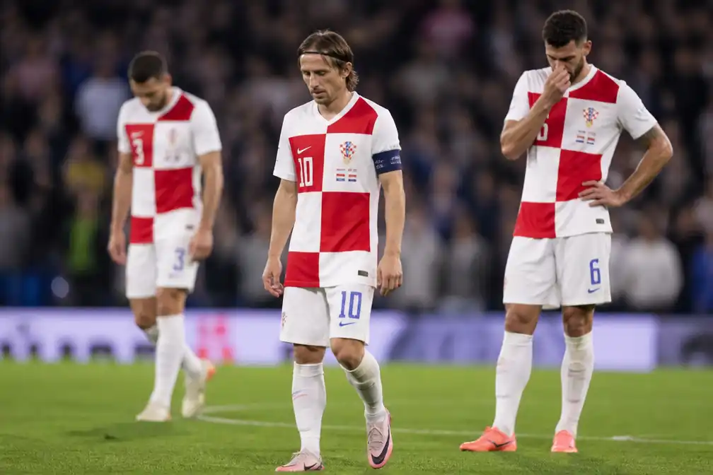Foutloos Spanje op bezoek bij Kroatië na 0-7 nederlaag tegen Engeland