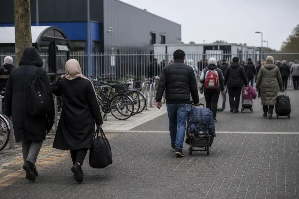 COA waarschuwt: acuut honderden extra opvangplekken nodig in Ter Apel