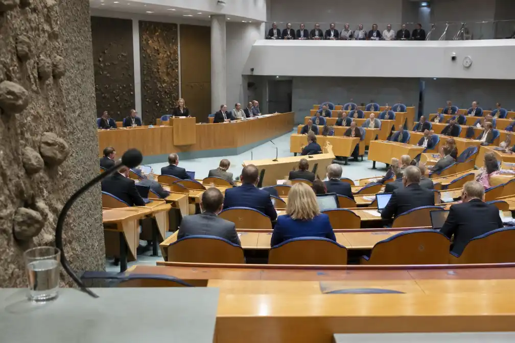 Tweede Kamer steunt wetsvoorstel voor alcoholmeter bij veroordeelden