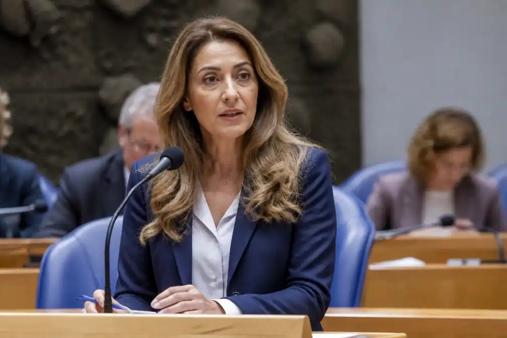 Defensieminister Yeşilgöz: Rusland is niet langer de agressor, maar onze vijand