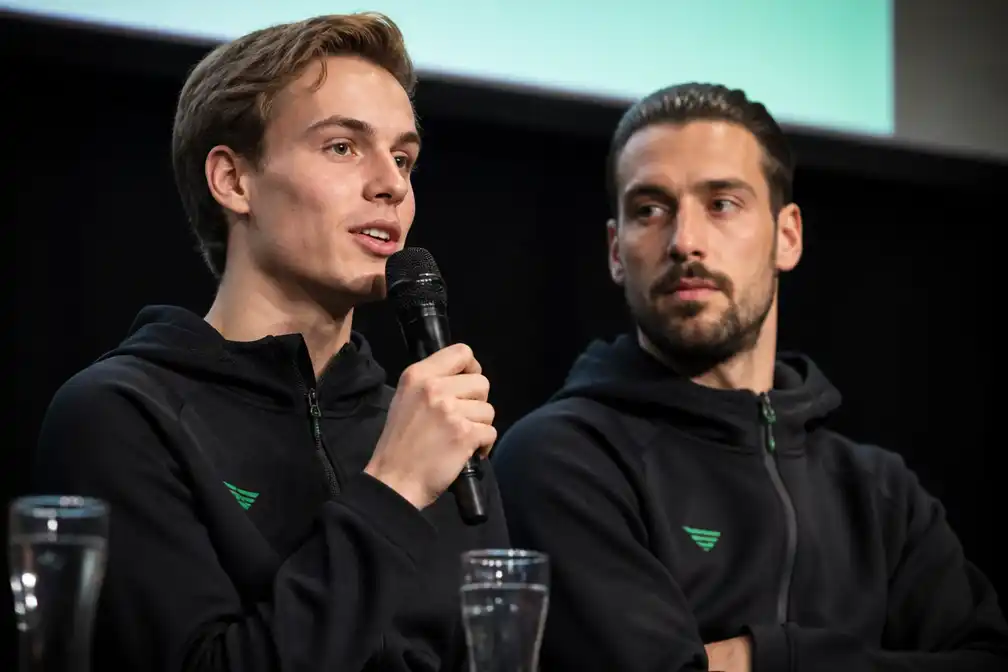 De Boo mikt op wereldrecord 500 meter, Nuis kampt met gezondheidsklachten