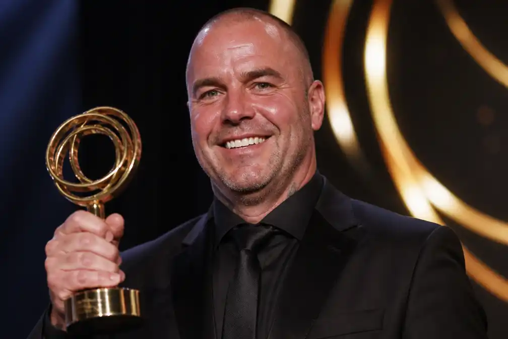 Andy van der Meijde wint Televizier-Ring ondanks twijfel over komst naar gala