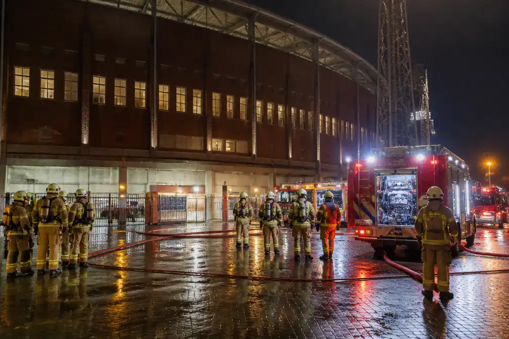 Brand in parkeergarage onder Olympisch Stadion Amsterdam onder controle