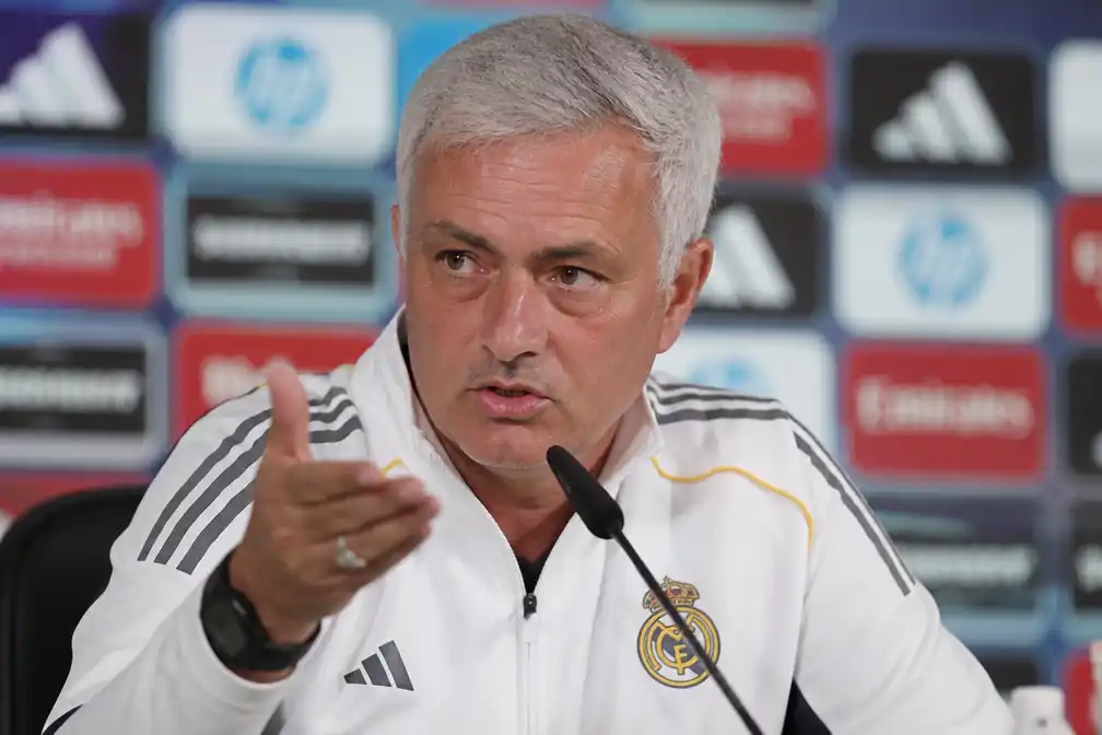 Mourinho verdedigt Mbappé en haalt uit naar Spaanse pers voor duel met Villarreal