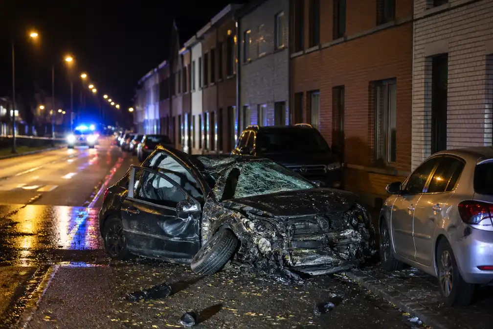 23-jarige bestuurder sterft bij ongeval in Testelt, buurtbewoner meldt straatrace