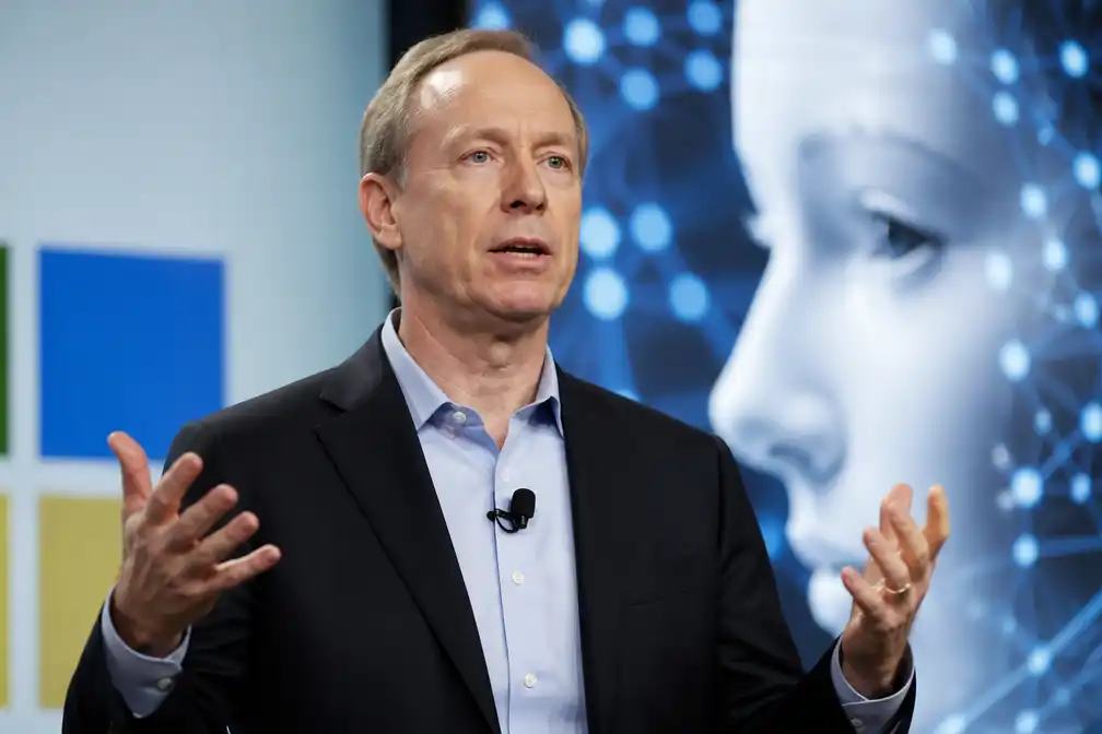 Microsoft-president Brad Smith vraagt wereldwijde veiligheidsregels voor AI