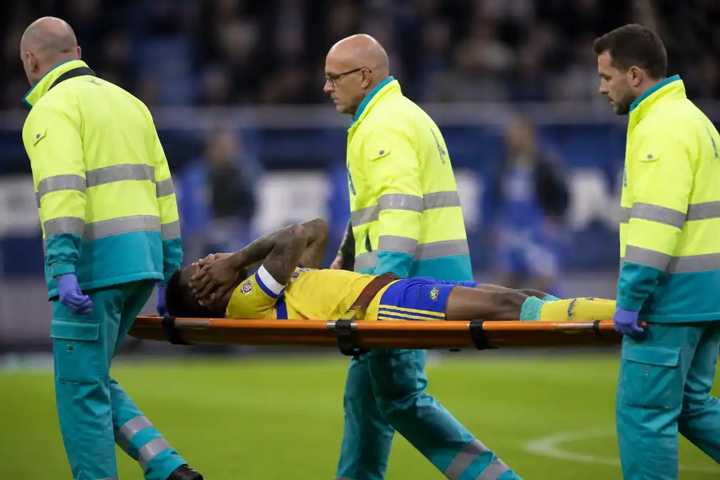 Seizoen voorbij voor Cambuur-aanvoerder Jamal Amofa na achillespeesblessure