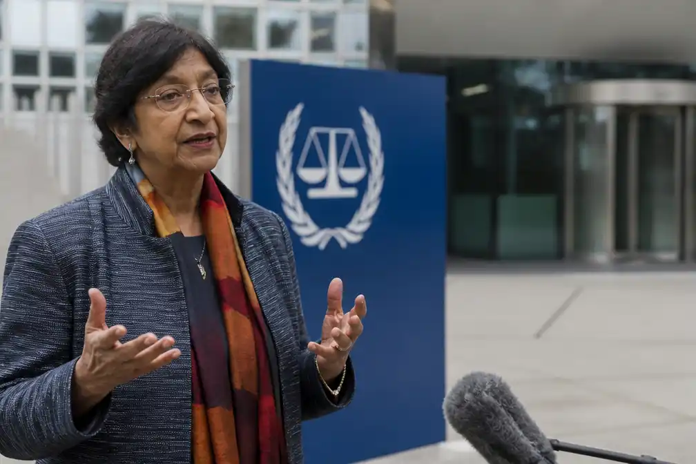Nobelprijswinnares Pillay prijst ICC bij bezoek aan hof in Den Haag