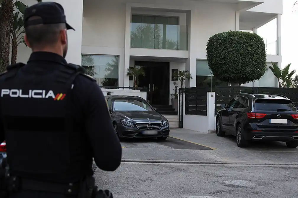 Duitse chirurg Alexander Aslani (57) doodgeschoten in eigen kliniek in Marbella