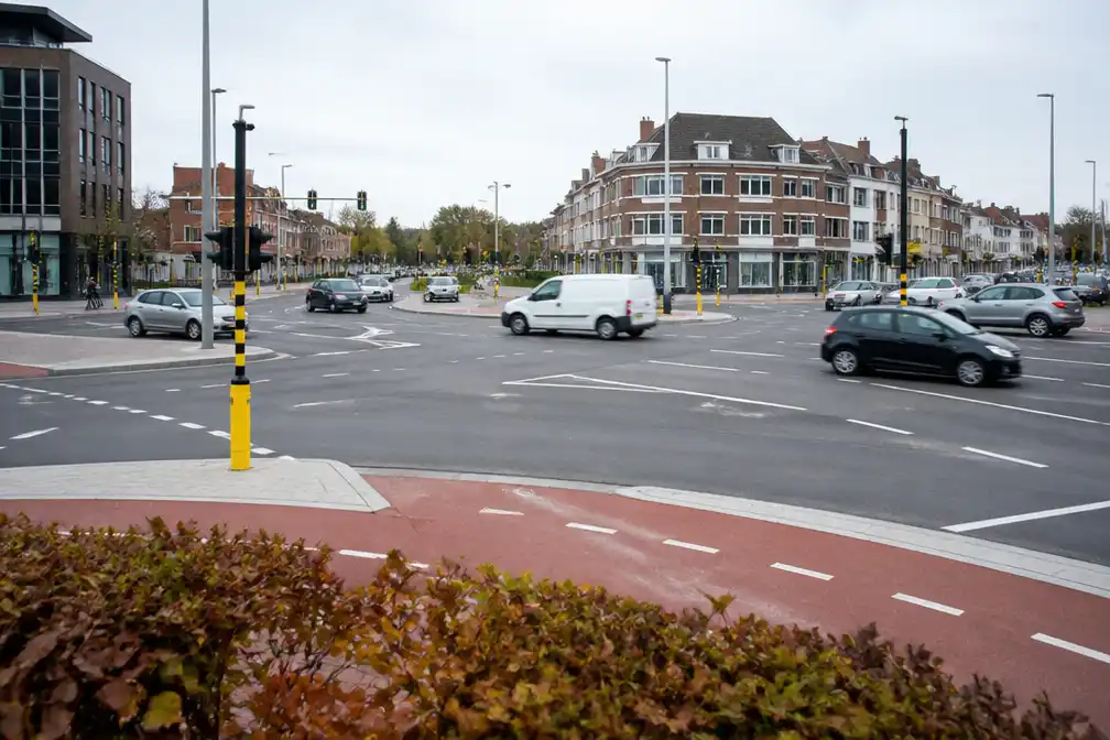 Kruispunt Mechelse Poort in Dendermonde na twee jaar werken weer open