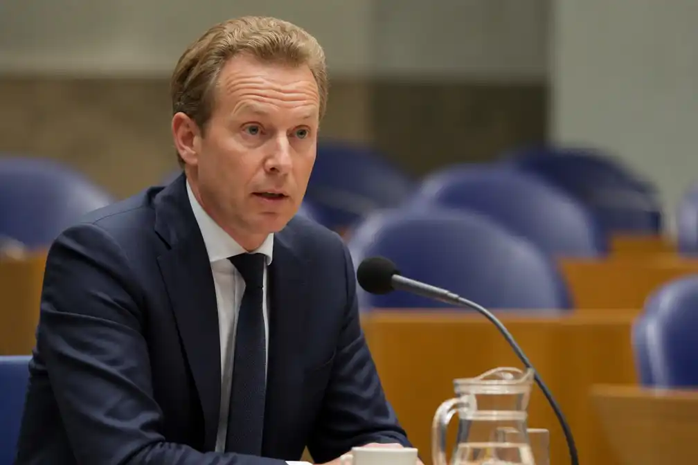 Eerste Kamer stemt in met einde dwangsom voor lang wachtende asielzoekers