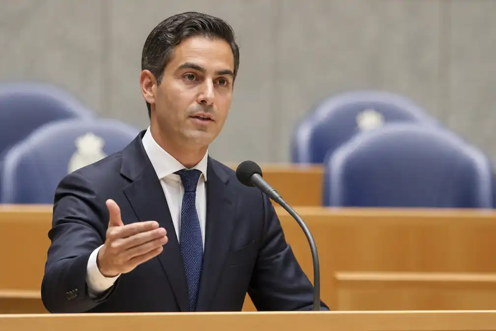 Premier Jetten wil dieseldeal VS met Rusland van tafel