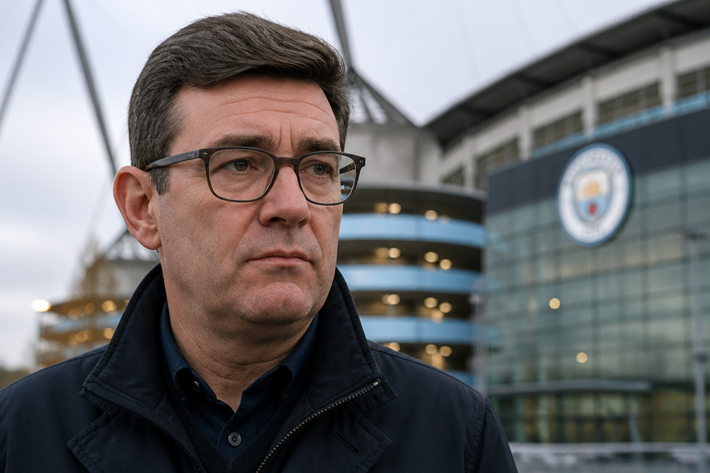 Burnham onder druk om banden met Manchester City na verwijderde gegevens