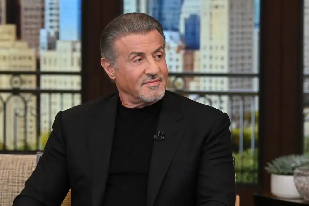 Stallone (80) kan niet met pensioen omdat hij bruiloft van dochter betaalt