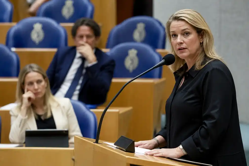 Kamer dringt bij staatssecretaris Palmen aan op concrete actie voor toeslagenherstel