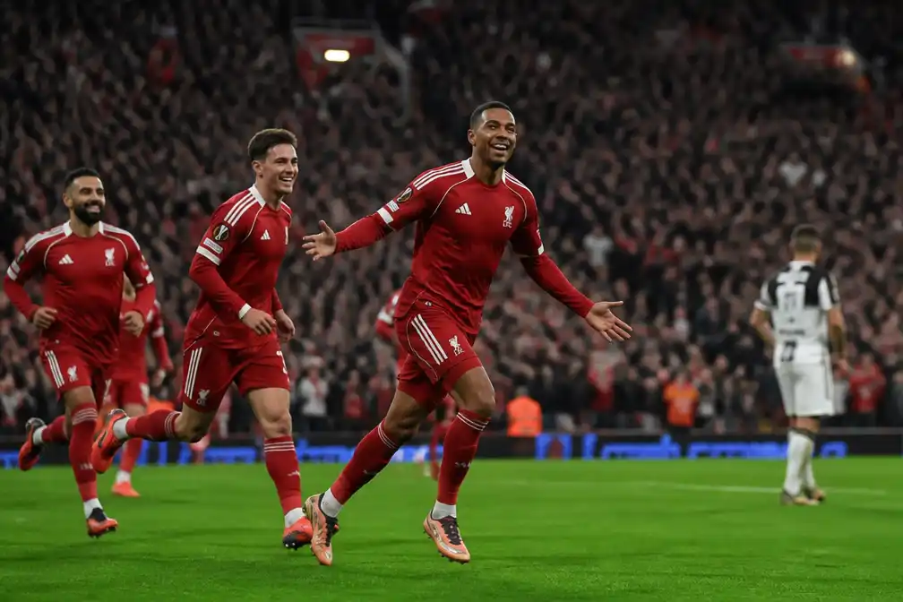 Liverpool scoort nog voor rust derde keer tegen LASK, Feyenoord trekt gelijk tegen Como