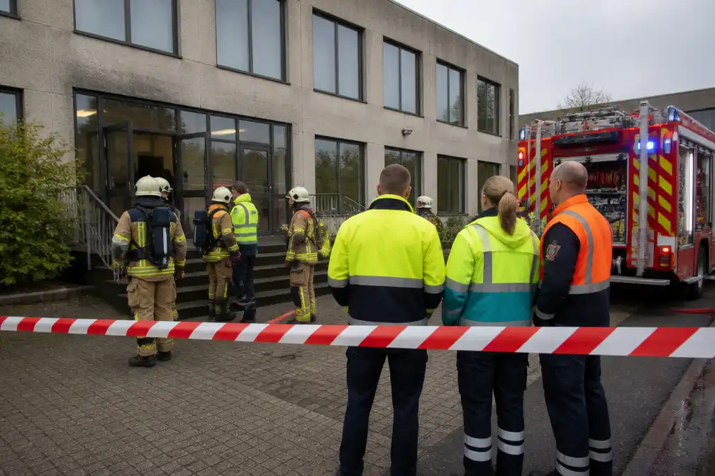 Stads- en hulpdiensten testen rampenplan met oefenexplosie bij GTI Mortsel
