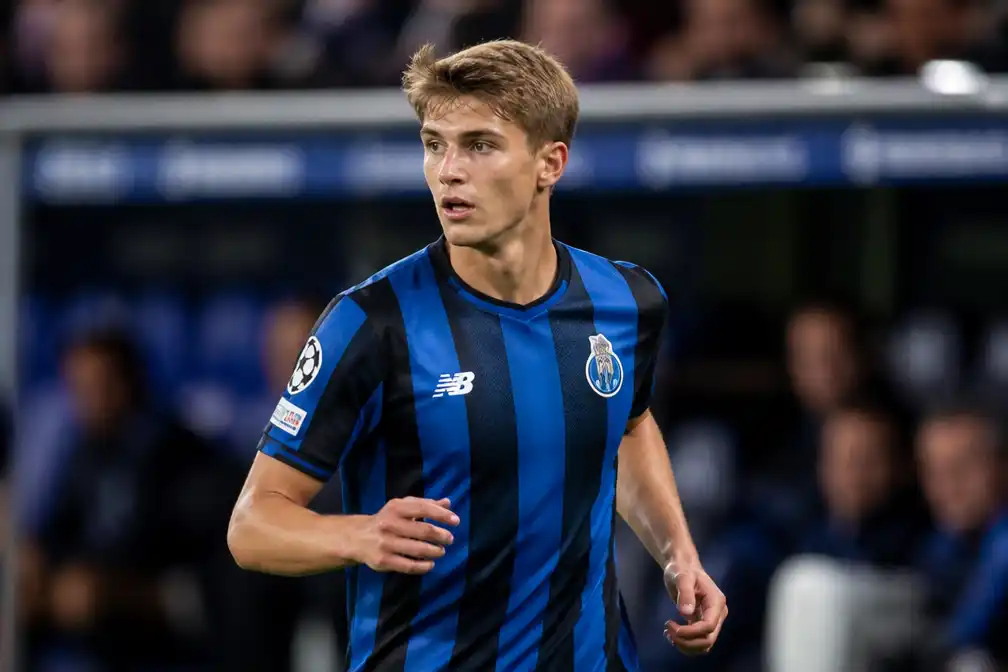 De Ketelaere valt in en geeft assist bij 3-1-zege van Atalanta op Pafos