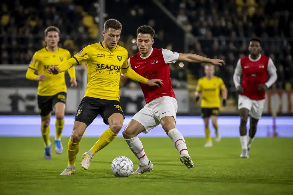 VVV-Venlo ontvangt Jong AZ, NAC Breda op bezoek bij Helmond Sport