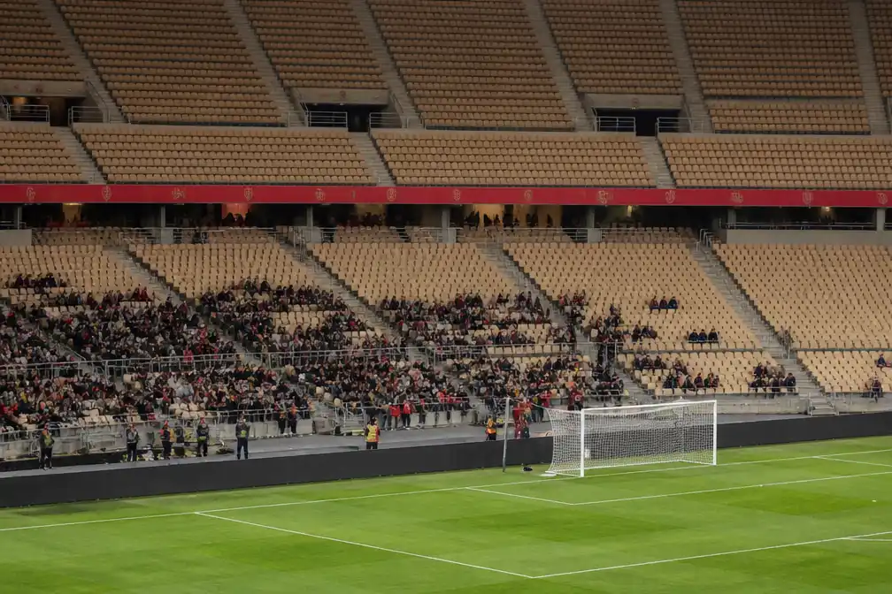 FIFA legt Spaanse bond RFEF boete van 20.000 dollar op om islamofobe spreekkoren