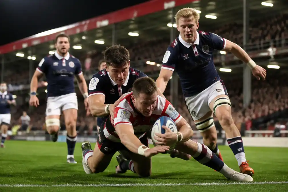Gloucester en titelhouder Bordeaux Bègles openen Champions Cup met 36-36