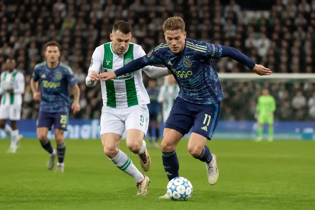 Ajax wacht belangrijke eredivisietest bij FC Groningen