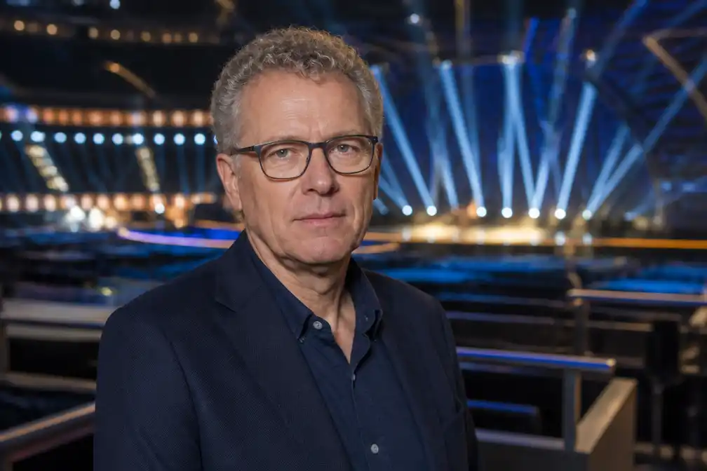 NPO en NOS doen geen beroep op Cornald Maas bij Eurovisie Songfestival