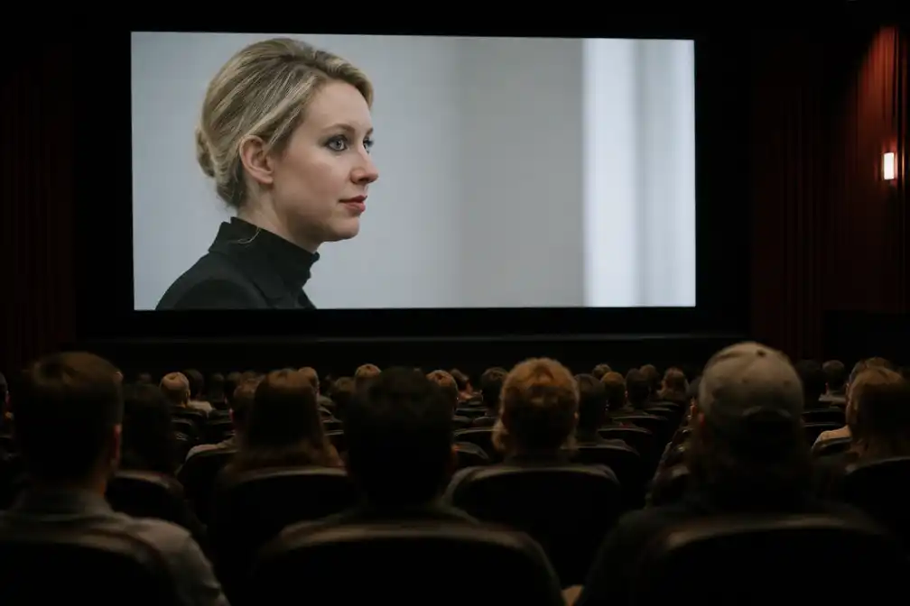 Documentaire You Can See Everything over Elizabeth Holmes opent sterk in Noord-Amerika