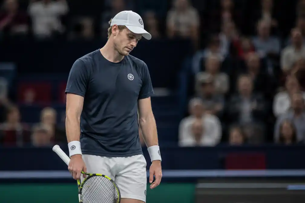 Van de Zandschulp uitgeschakeld in Brussel door qualifier Chidekh
