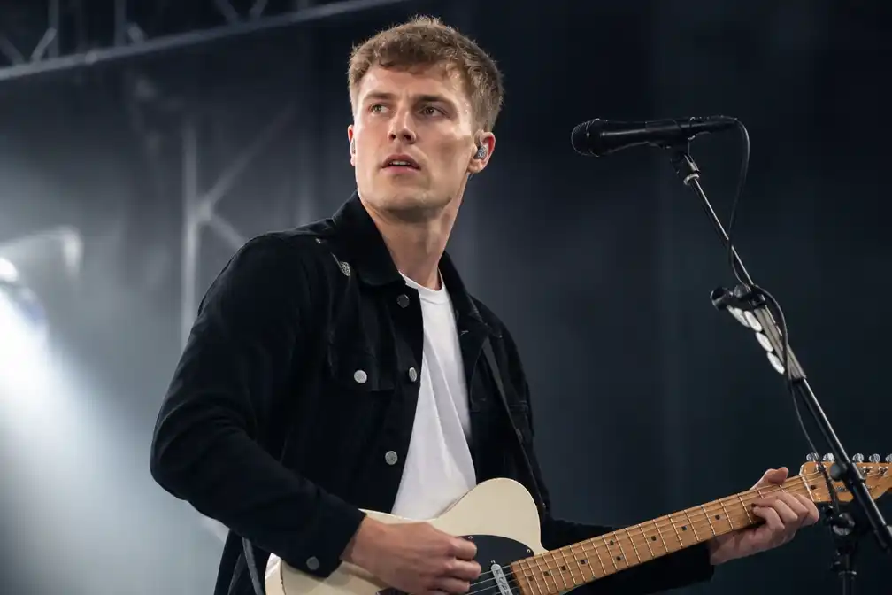 Rock Werchter kondigt Sam Fender aan met video in 'Lord of the rings'-stijl