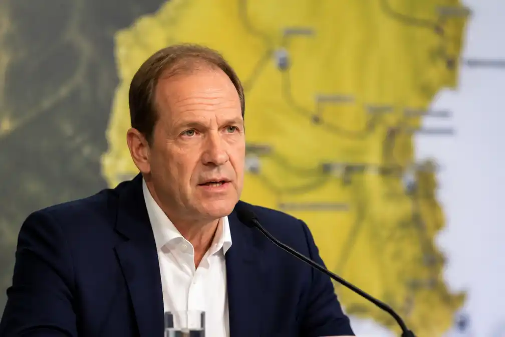 Tourdirecteur Prudhomme ziet vroegere starttijden voorlopig niet zitten