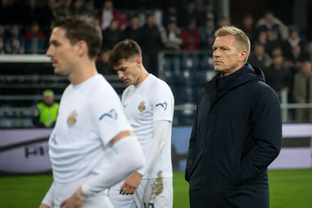 Alarmbellen luiden bij Telstar na nieuwe nederlaag tegen Go Ahead Eagles