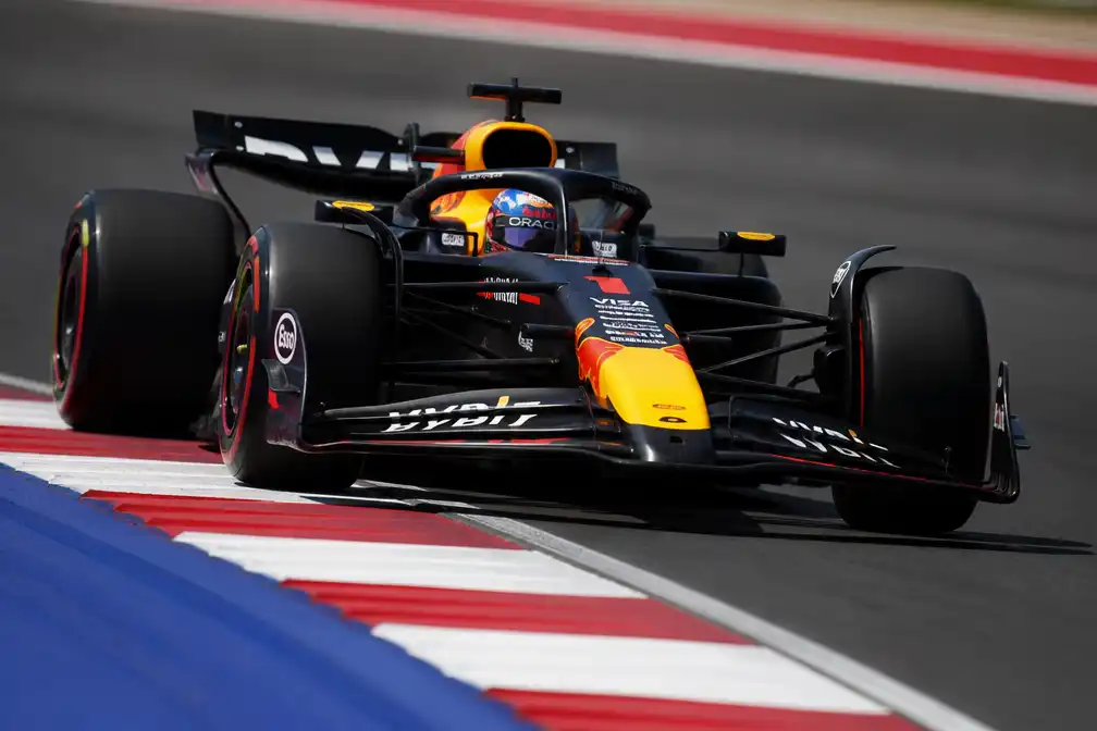 Verstappen derde in tweede training Austin, Leclerc opnieuw snelst