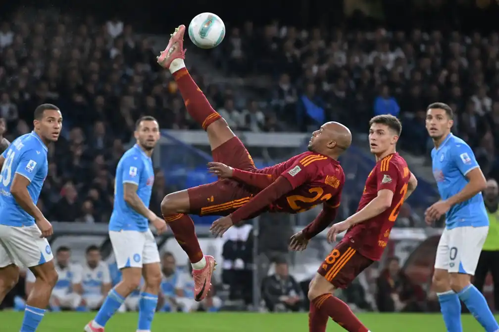 Napoli en AS Roma spelen 3-3 na verkwiste voorsprong van 2-0