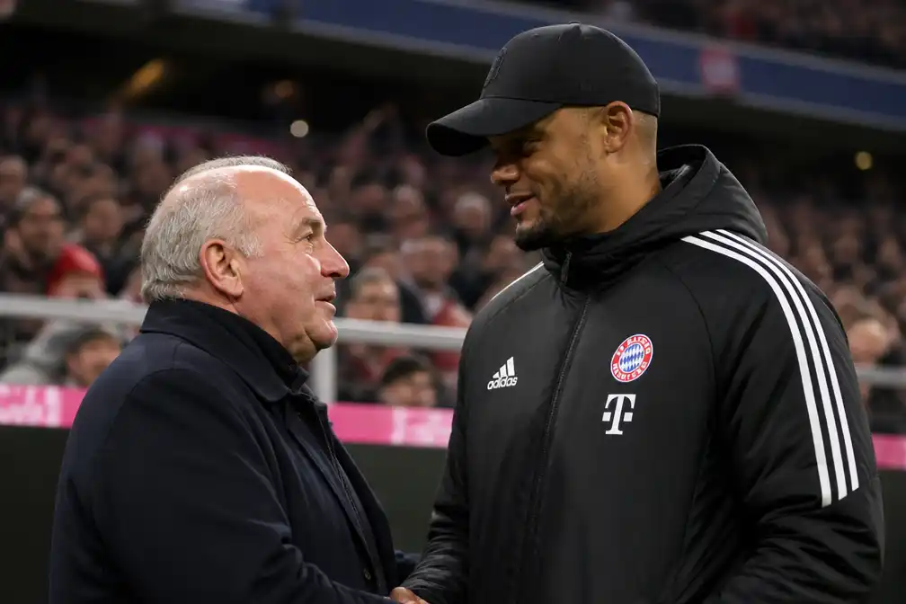 Hoeneß steunt Kompany en wil het contract van de Bayern-trainer openbreken