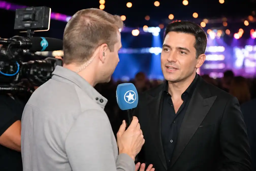 Management Jan Smit biedt excuses aan na incident met Shownieuws-verslaggever