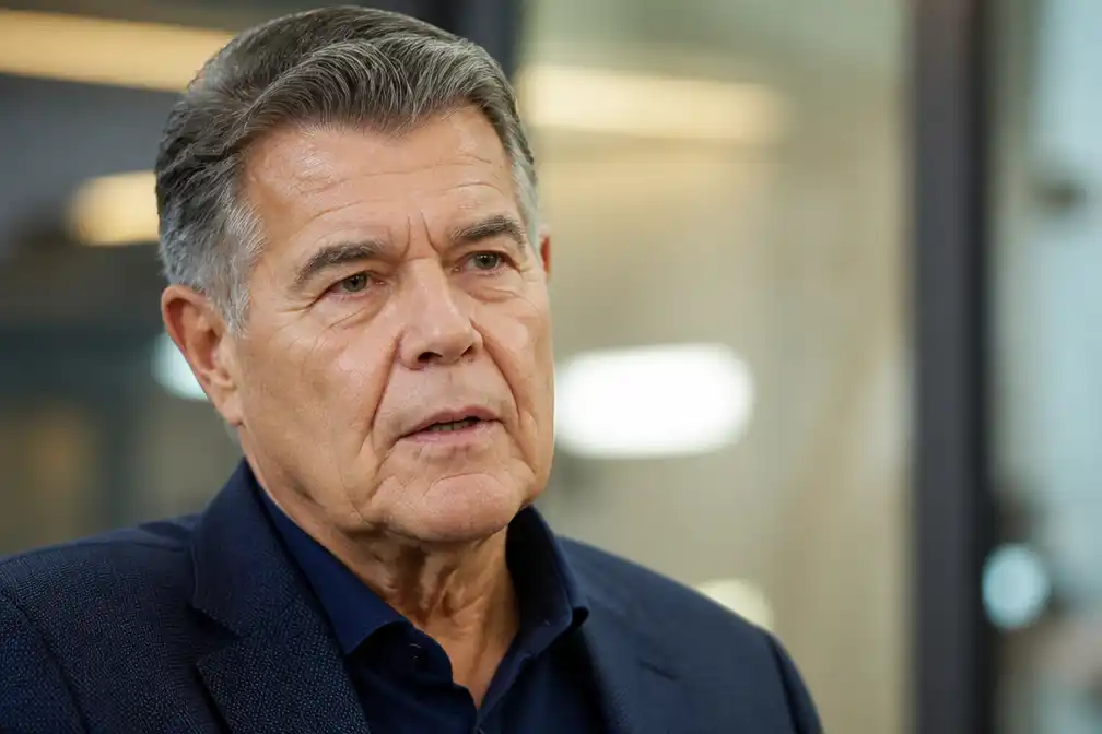 Emile Ratelband zou in Laos verblijven, partner vertrokken naar Dubai